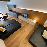 Attico Vivit 60 * Mestre