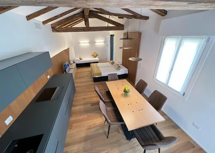 شقة Attico Vivit 60